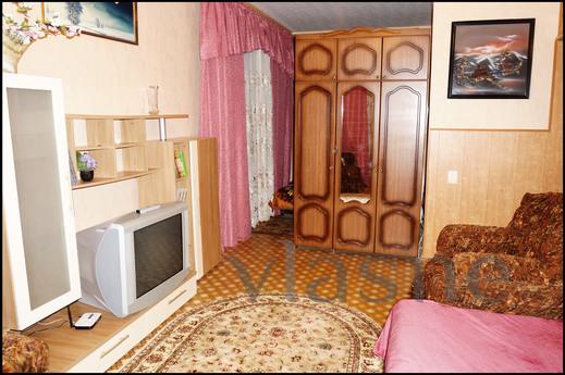 Cozy apartment of 3 hours, Tula - günlük kira için daire