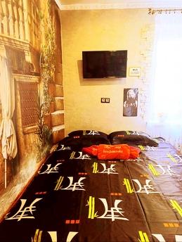 An apartment in the Zheleznodorozhny district of Odessa is f