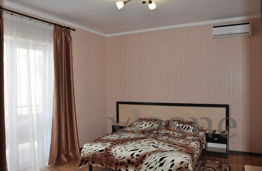 Guest house 'Lotos' 70 meters, Saky - apartment by the day