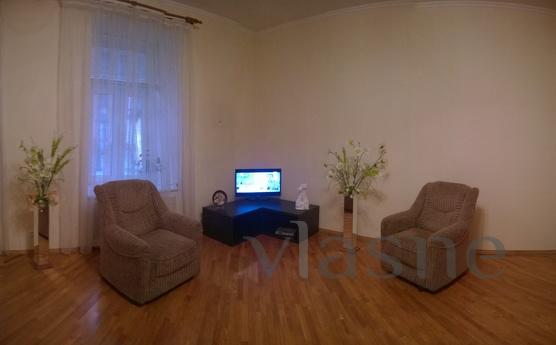 Apartment 2-bedroom apartment of 92 sq.m. IN THE GOLDEN TRIA