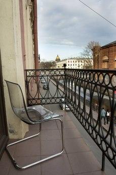 Flat in the center with a gorgeous view, Saint Petersburg - günlük kira için daire
