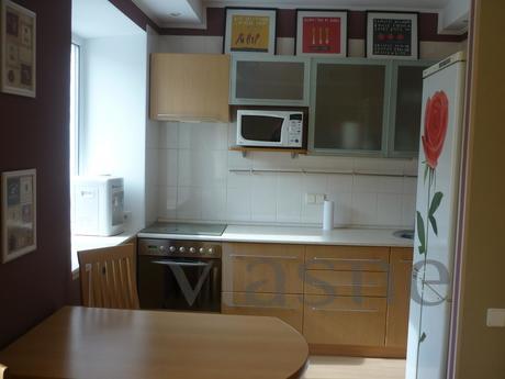 One bedroom apartment in Omsk, Omsk - apartment by the day