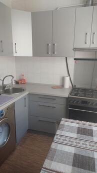 1 odalı daire Parkovaya 36, günlük, Chernomorsk (Illichivsk) - günlük kira için daire