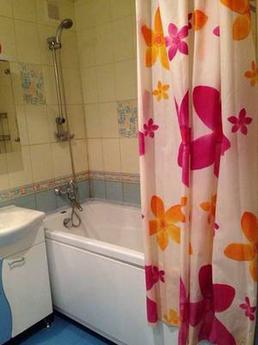 Rent 2-room apartment, Omsk - apartment by the day