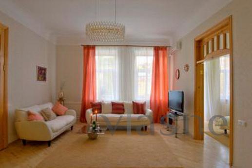 3-bedroom apartment Business Class, Omsk - apartment by the day