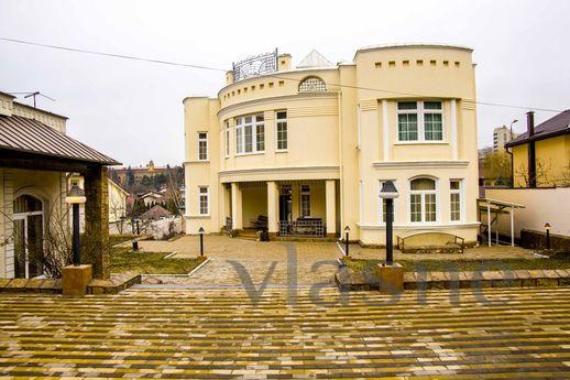 Luxury house in the most expensive of Kislovodsk area next t