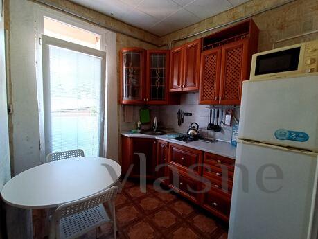 Naicentr, cadde. Velika Morska 57, Mykolaiv - günlük kira için daire