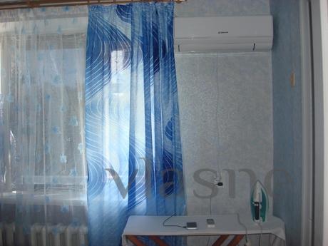 Сдам двухкомнатную квартиру отдыхающим, Бердянск - квартира посуточно