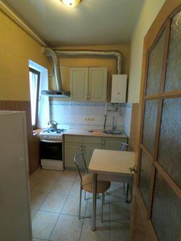 Apartment in Yalta, 7 min. walk to the b, Yalta - apartment by the day