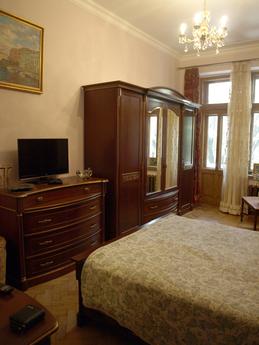 Room on the embankment of Yalta, the bea, Yalta - mieszkanie po dobowo