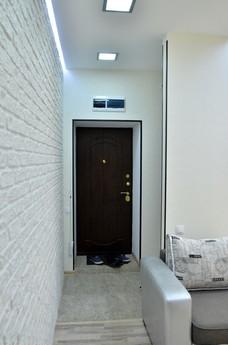 Luxury 2-bedroom on the DKG Loboda 5, Karaganda - günlük kira için daire