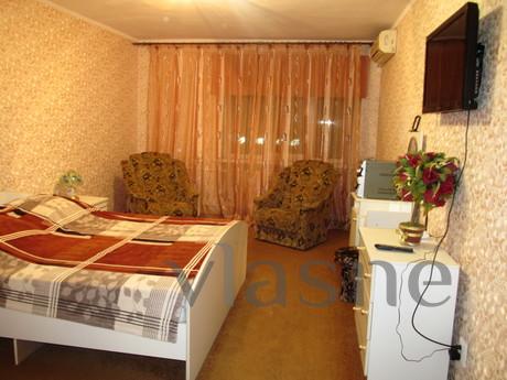 I rent an apartment in the city center, Mykolaiv - apartment by the day