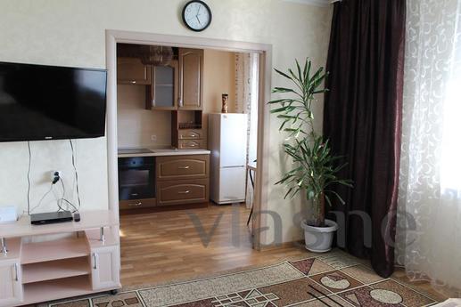 Business-class apartment in the new hous, Barnaul - günlük kira için daire