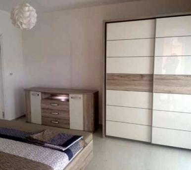 Luxury one-bedroom APARTMENT, Бургас - квартира подобово
