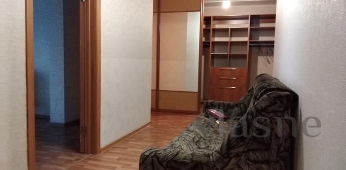 Kursk Prospect Pobedy 14 Spacious apartment 120m. 8 sleeping