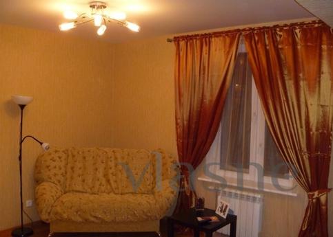 Rent a good apartment in the metro !!!, Novosibirsk - günlük kira için daire