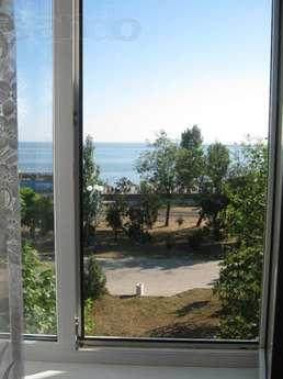 Rent an apartment in Berdyansk with view, Berdiansk - apartment by the day