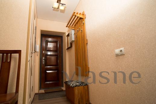 Cozy premium studio in the center of the, Novosibirsk - apartment by the day