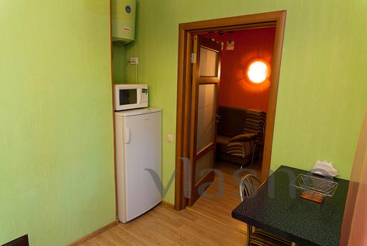 Cozy one-bedroom in the center, Novosibirsk - günlük kira için daire