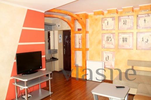 Apartments on Kirova 28, Simferopol - mieszkanie po dobowo
