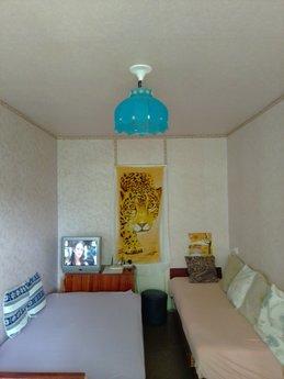 2-room apartment on the street Guli Koro, Dnipro (Dnipropetrovsk) - apartment by the day