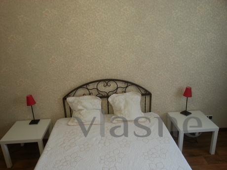 The apartment is in the prestigious area, Krasnodar - günlük kira için daire