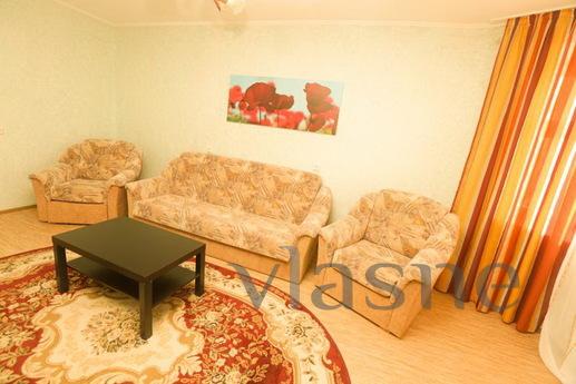 Rent 2-bedroom cozy apartment, Tyumen - apartment by the day