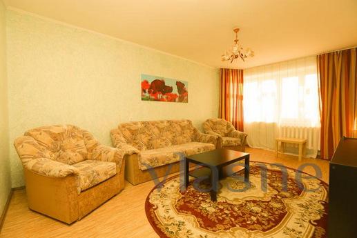 Photos real !!! Rent 2-bedroom apartment in downtown Tyumen 