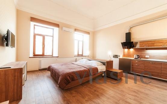 Studio apartment Cathedral Square, Odessa - apartment by the day