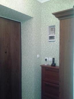 Сдам 1 - комнатную квартиру в центре, Бердянск - квартира посуточно